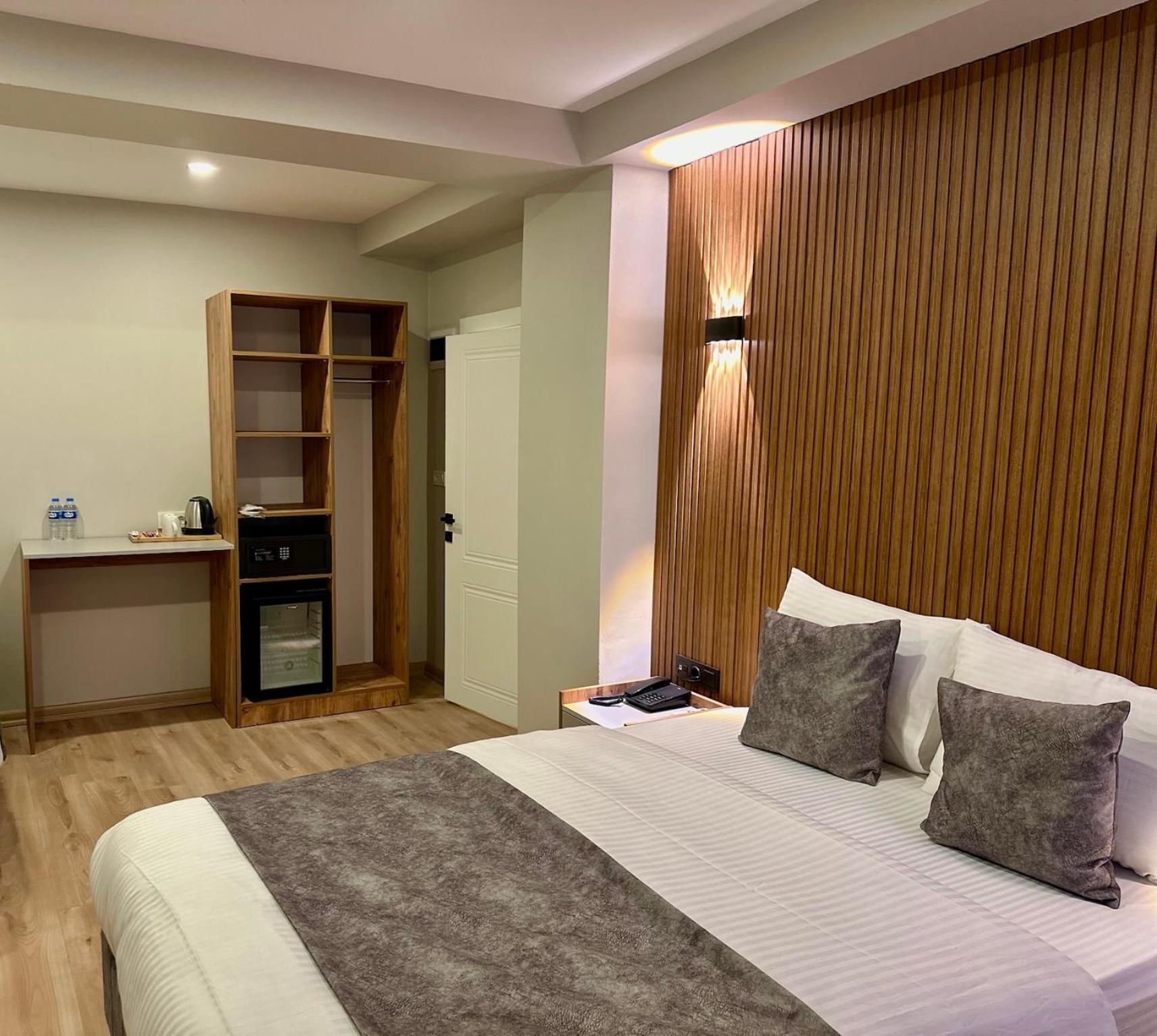 Skymoon Istanbul Airport Hotel Arnavutkoy Exterior foto